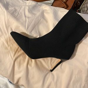 Brand new never worn boots